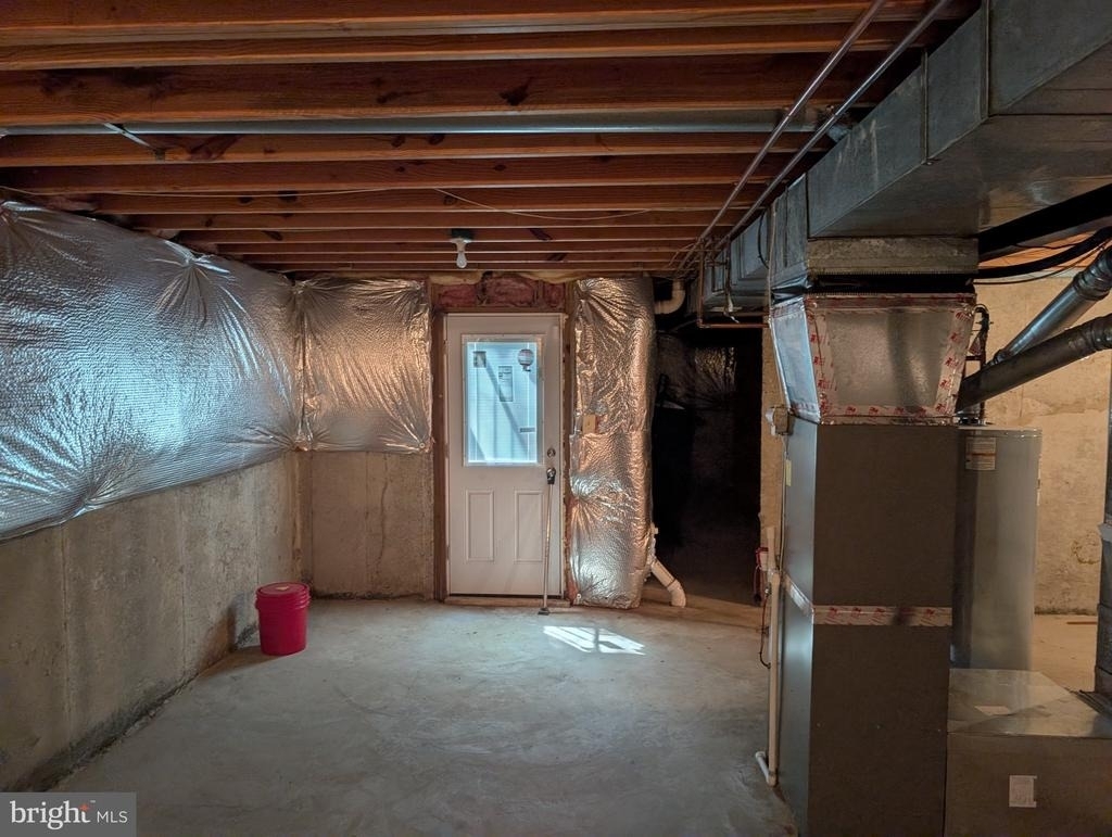 4411 Sutherland Circle - Photo 14