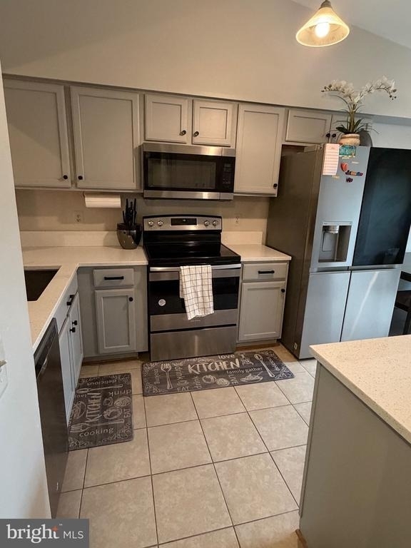 20313 Beaconfield Terrace - Photo 11