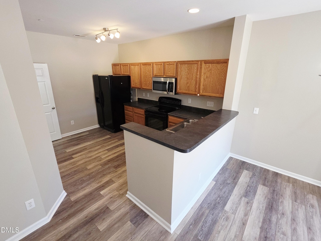 1111 Consortium Drive - Photo 3