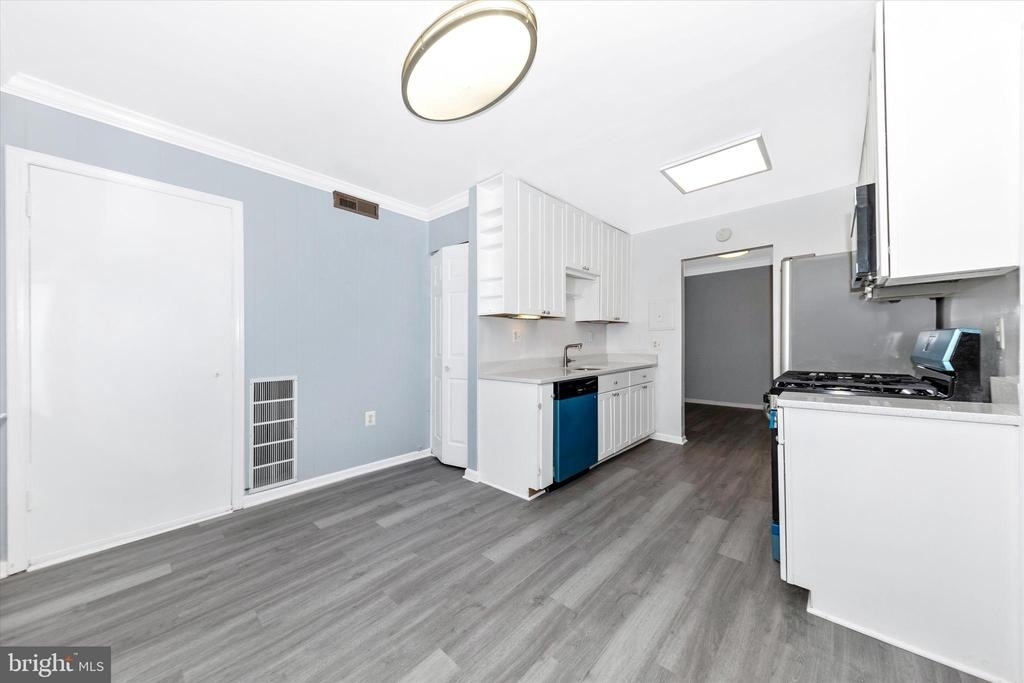 884 College Parkway - Photo 17