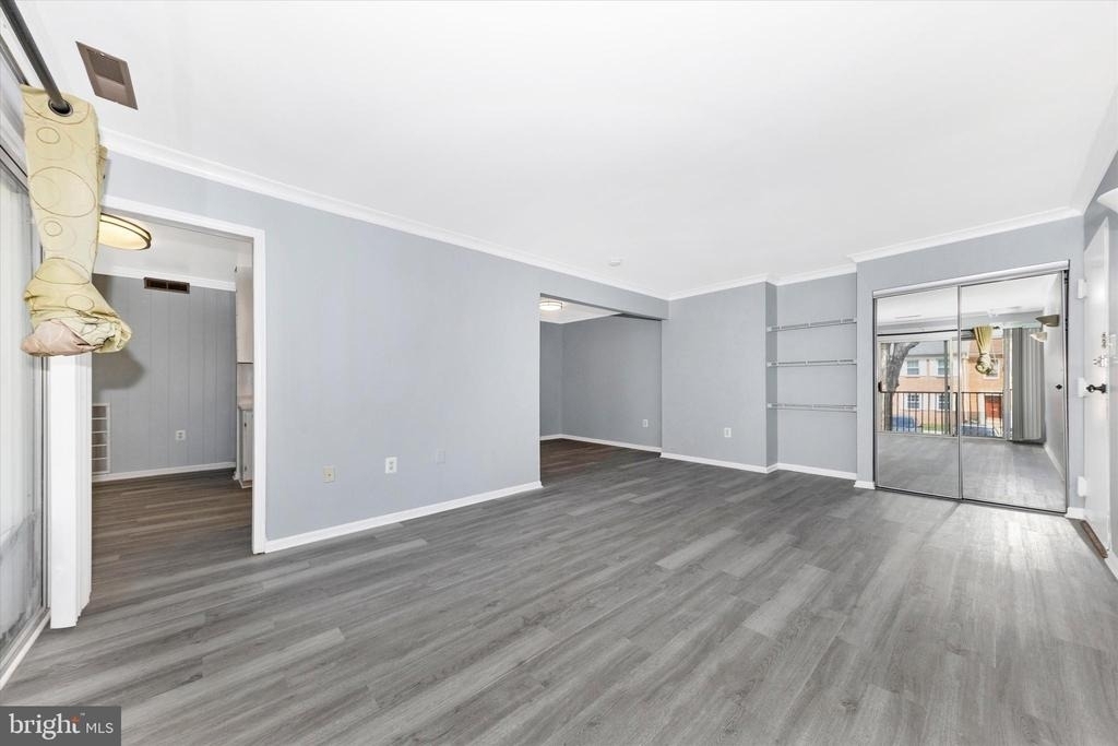 884 College Parkway - Photo 9
