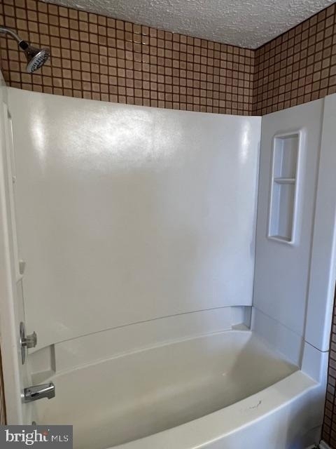 6627 Haydown Court - Photo 15