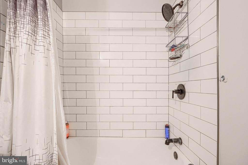 1729 Guilford Avenue - Photo 11