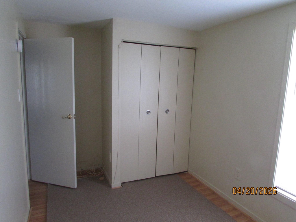 1518 1/2 W Lexington Street Sw - Photo 5