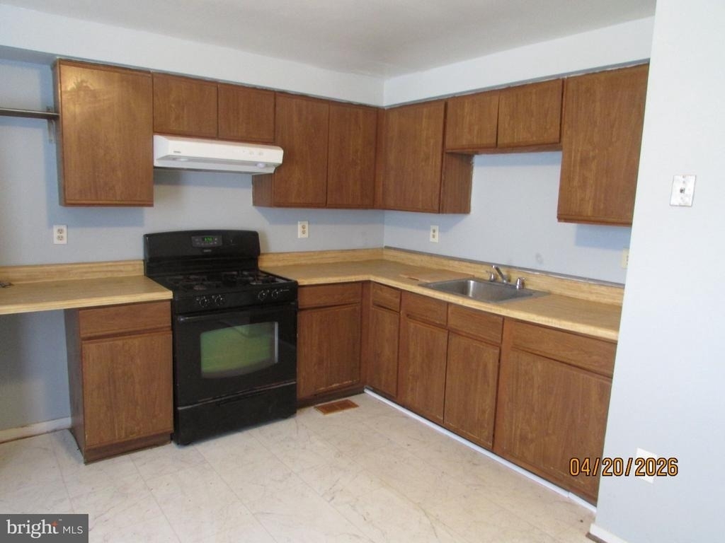 1518 1/2 W Lexington Street Sw - Photo 6