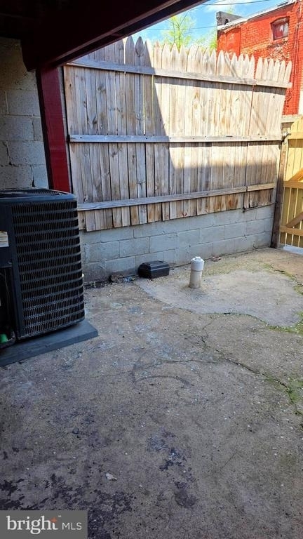 539 N Luzerne Avenue - Photo 30