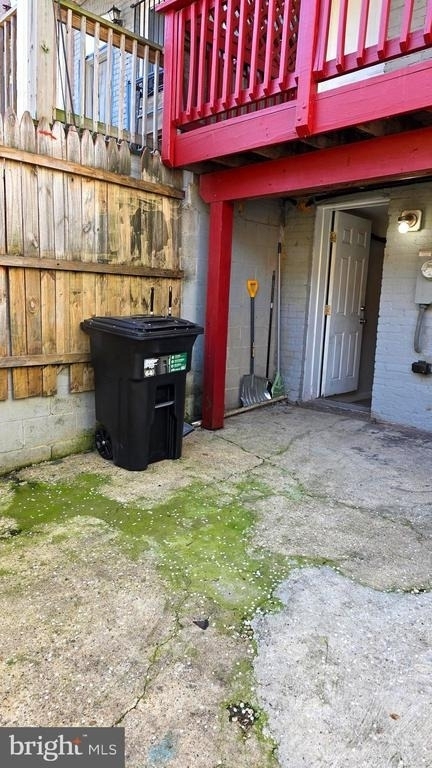 539 N Luzerne Avenue - Photo 31