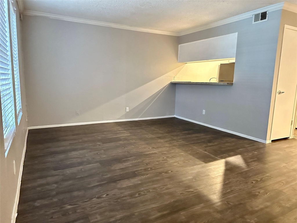 5426 Menchaca Rd - Photo 6