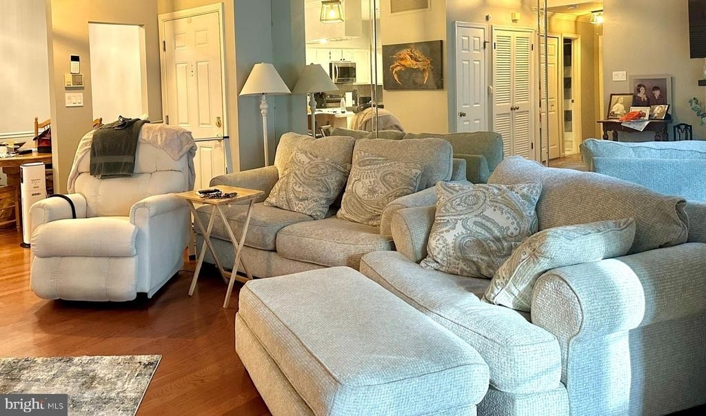2700 Summerview Way - Photo 3