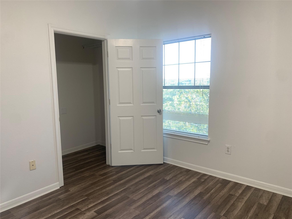 2320 Gracy Farms Ln - Photo 16