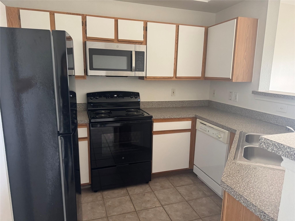2320 Gracy Farms Ln - Photo 20