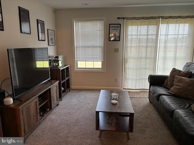 636 Hammond Drive - Photo 5