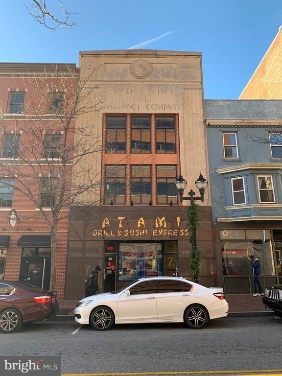 833 N Market Street - Photo 0