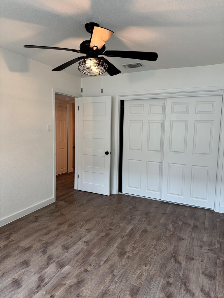 2124 Burton Dr - Photo 12
