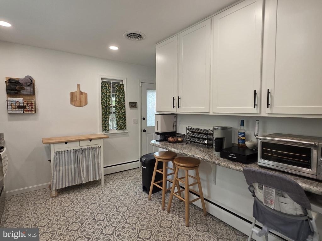 4 Carolee Drive - Photo 9