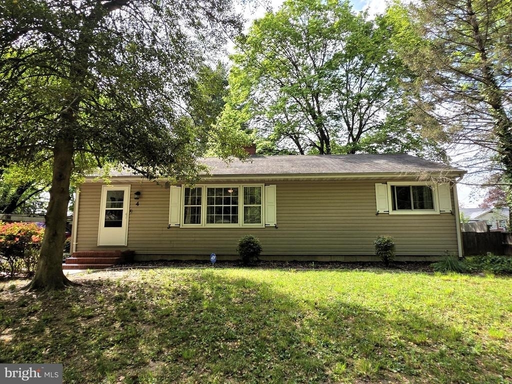 4 Carolee Drive - Photo 0