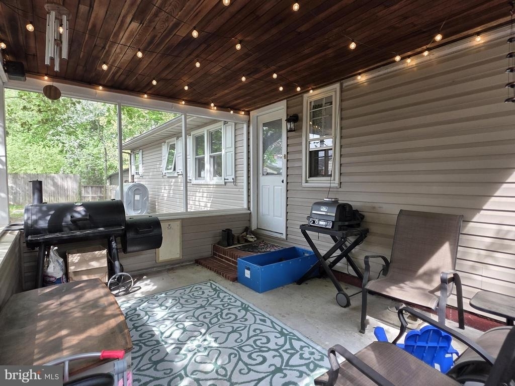 4 Carolee Drive - Photo 21