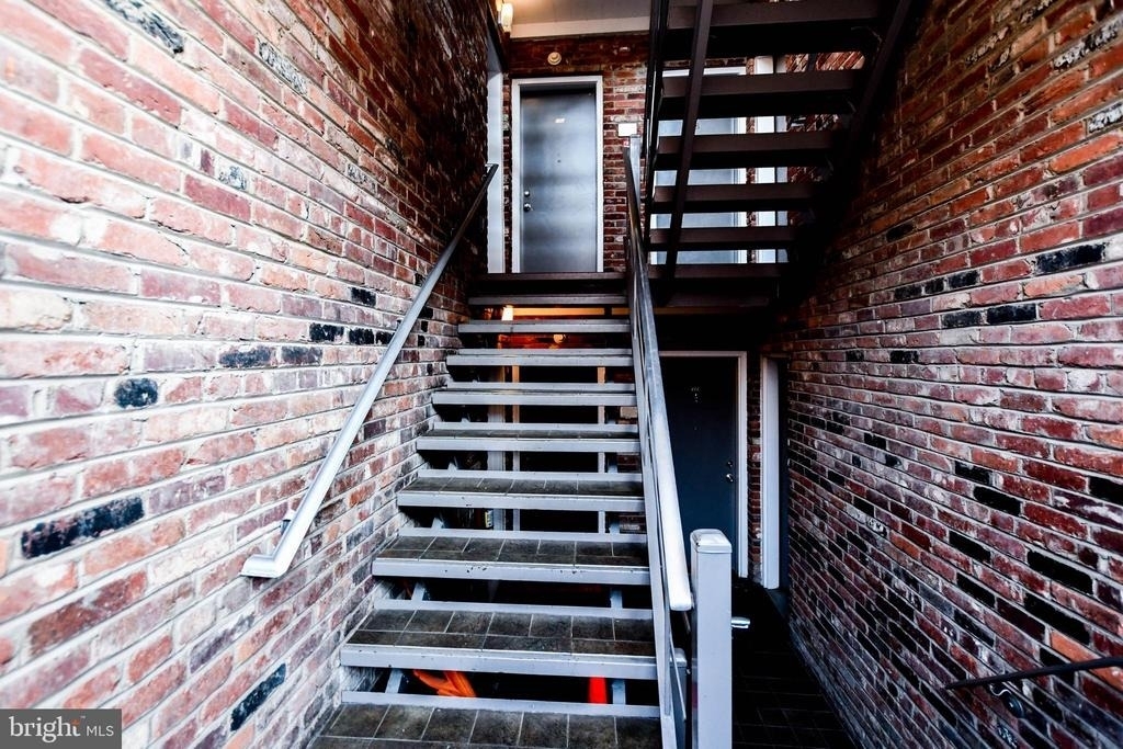 1386 Bryant Street Ne - Photo 2