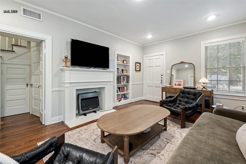 1804 Pearl St - Photo 5