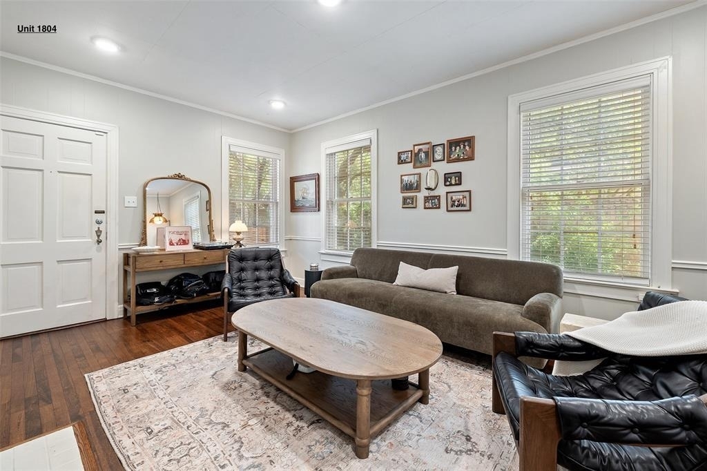 1804 Pearl St - Photo 6