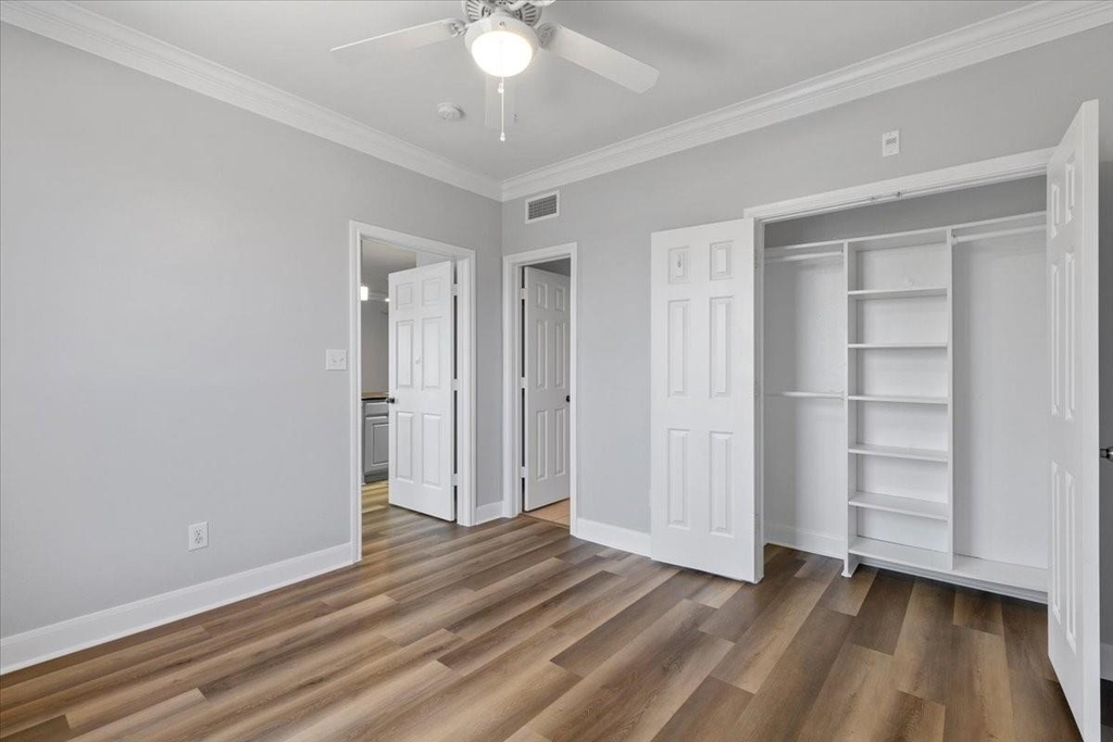 7701 Rialto Blvd - Photo 22