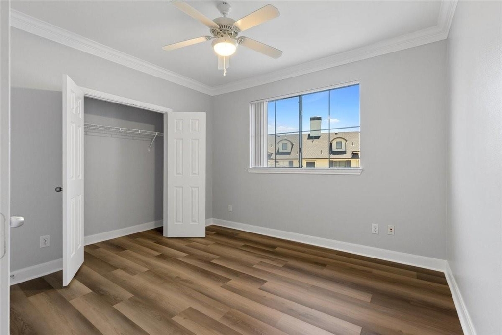 7701 Rialto Blvd - Photo 25