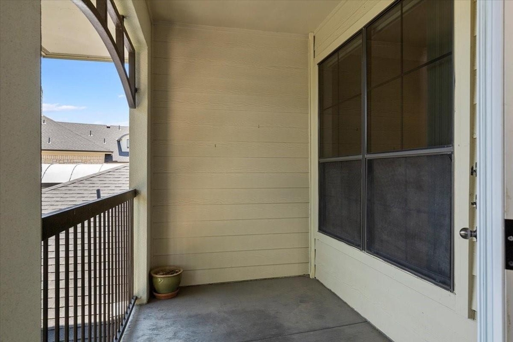 7701 Rialto Blvd - Photo 11