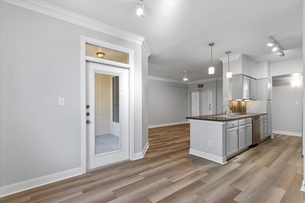 7701 Rialto Blvd - Photo 10
