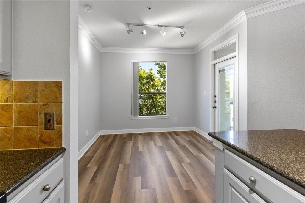 7701 Rialto Blvd - Photo 9