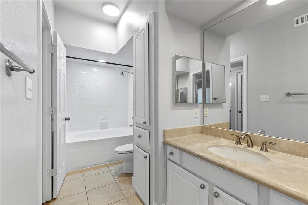 7701 Rialto Blvd - Photo 20