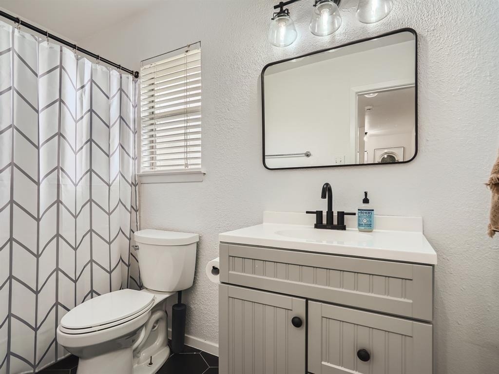 7701 Copano Dr - Photo 22