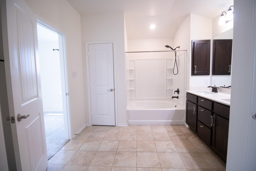 2105 Ebony Dove St - Photo 16