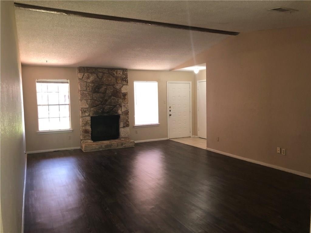 6211 Sunkist Ln - Photo 1