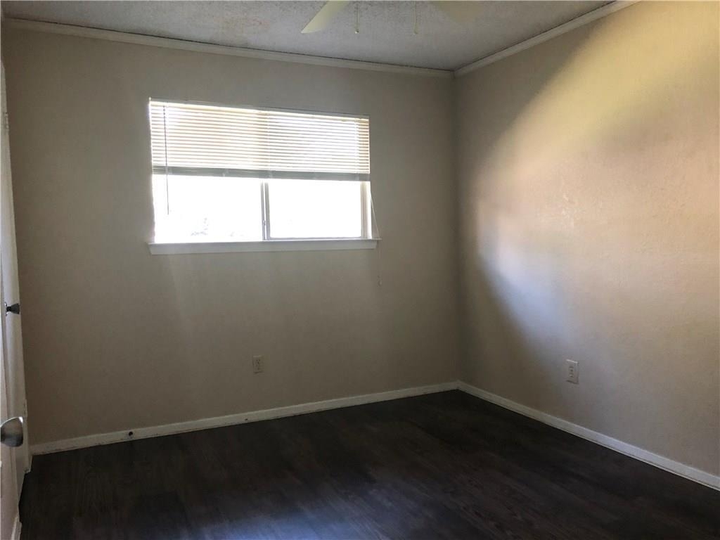6211 Sunkist Ln - Photo 4