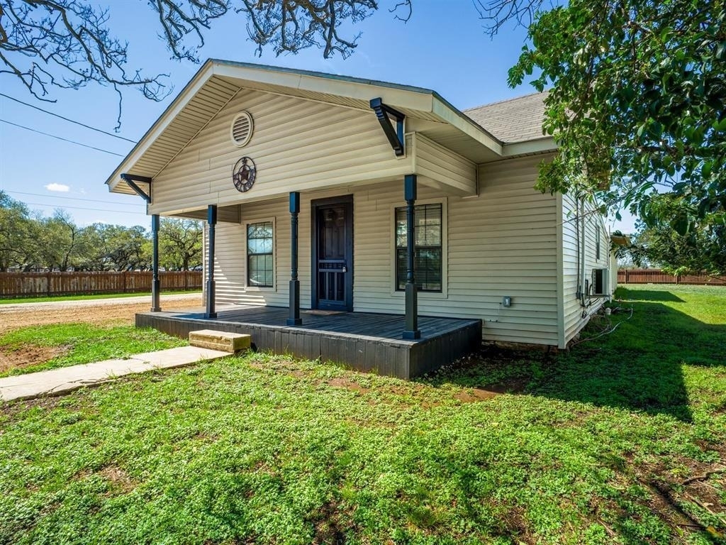 103 N Avenue Q Ave - Photo 1