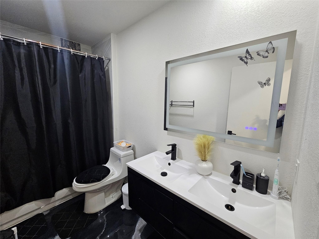 10706 Berthound Dr - Photo 19
