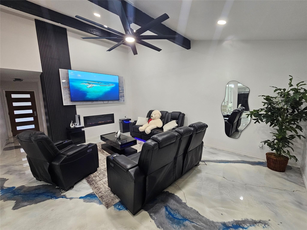 10706 Berthound Dr - Photo 3