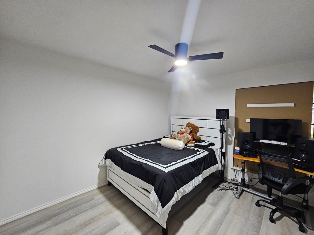 10706 Berthound Dr - Photo 22