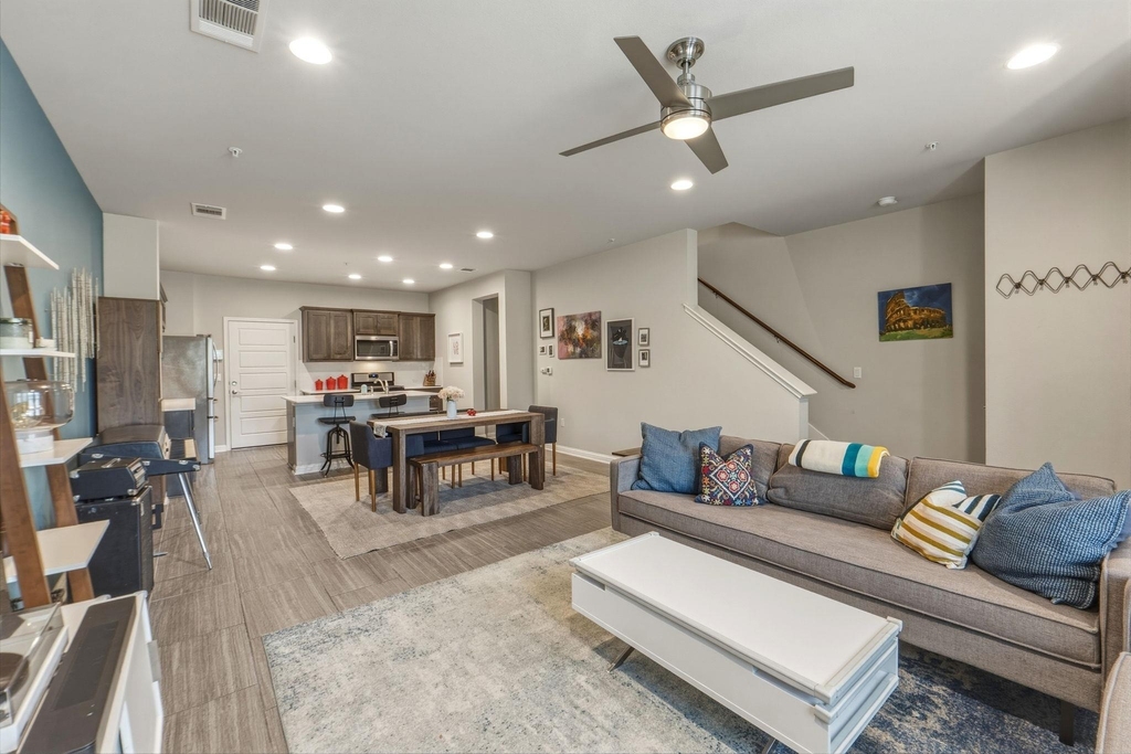 6814 E Riverside Dr - Photo 4