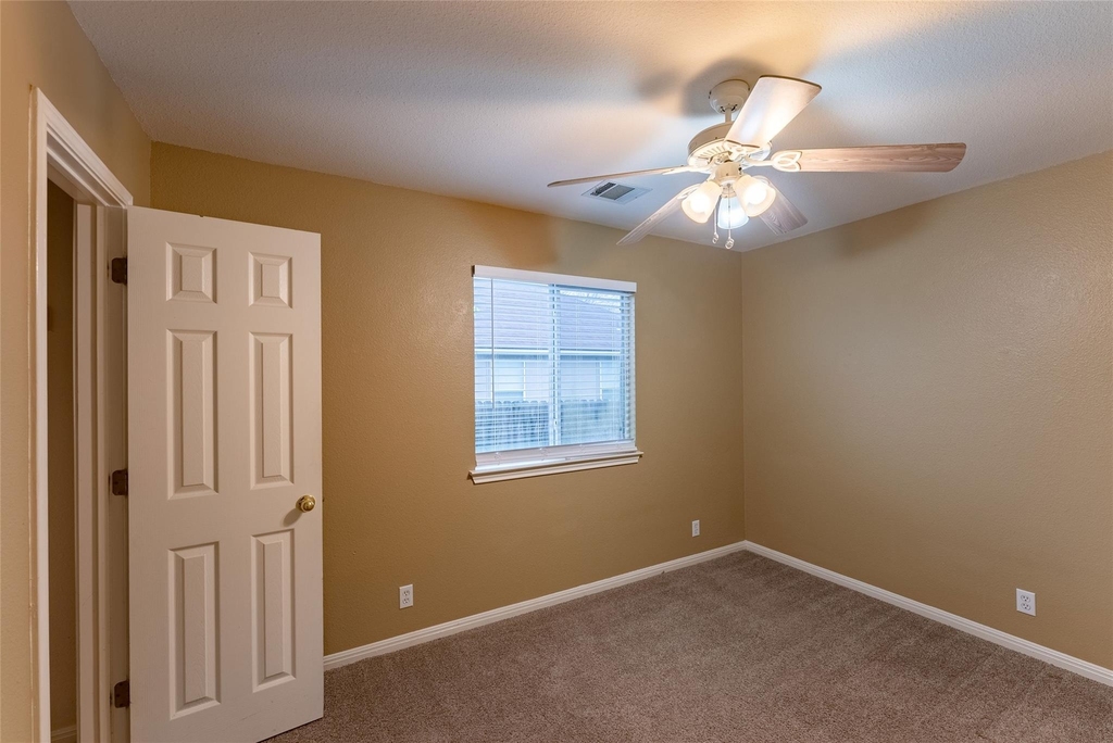 109 Granite Shoals Dr - Photo 6