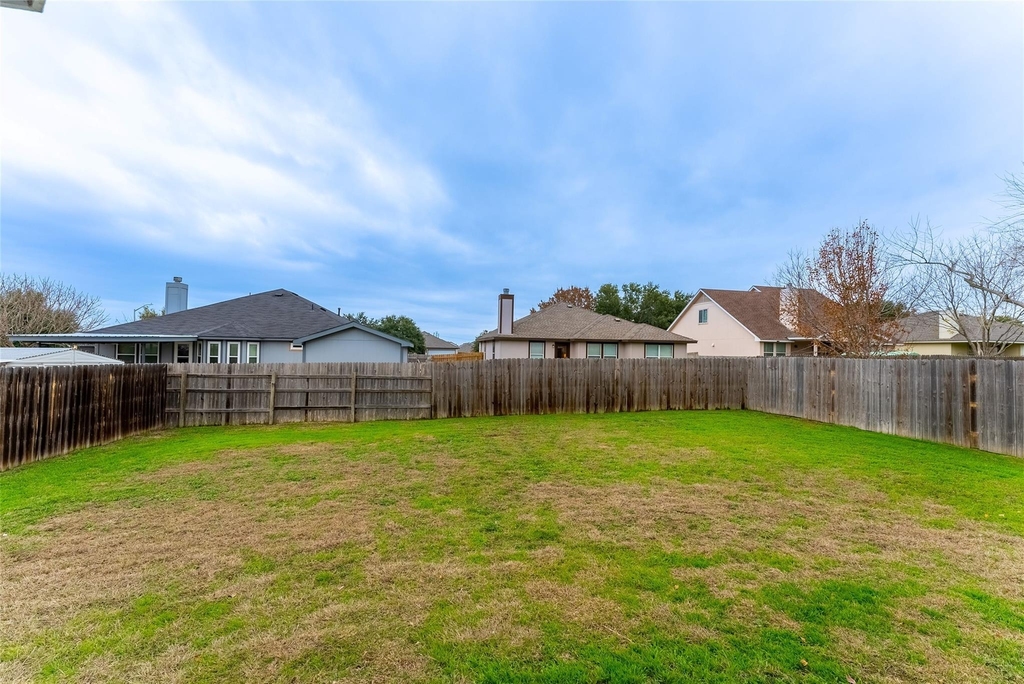 109 Granite Shoals Dr - Photo 19