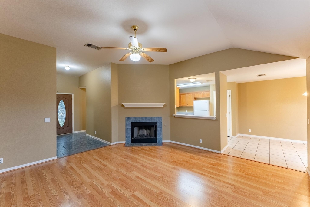 109 Granite Shoals Dr - Photo 4