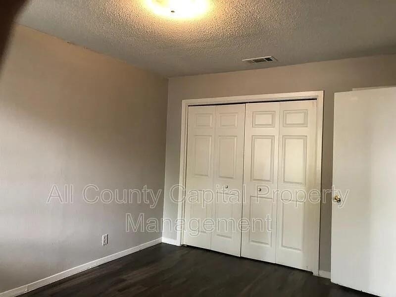 6508 S 1st St - Photo 3