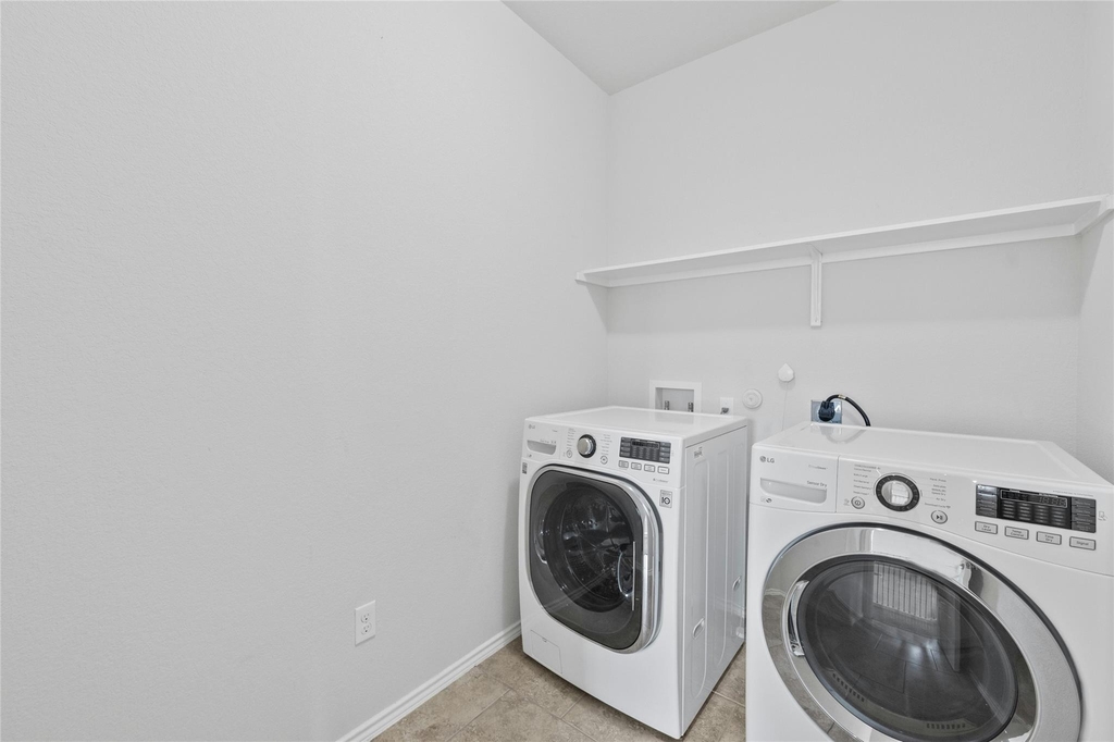 9924 Milla Cir - Photo 6