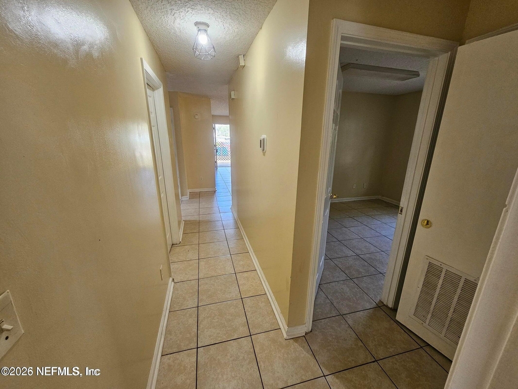 7632 Hare Avenue - Photo 3