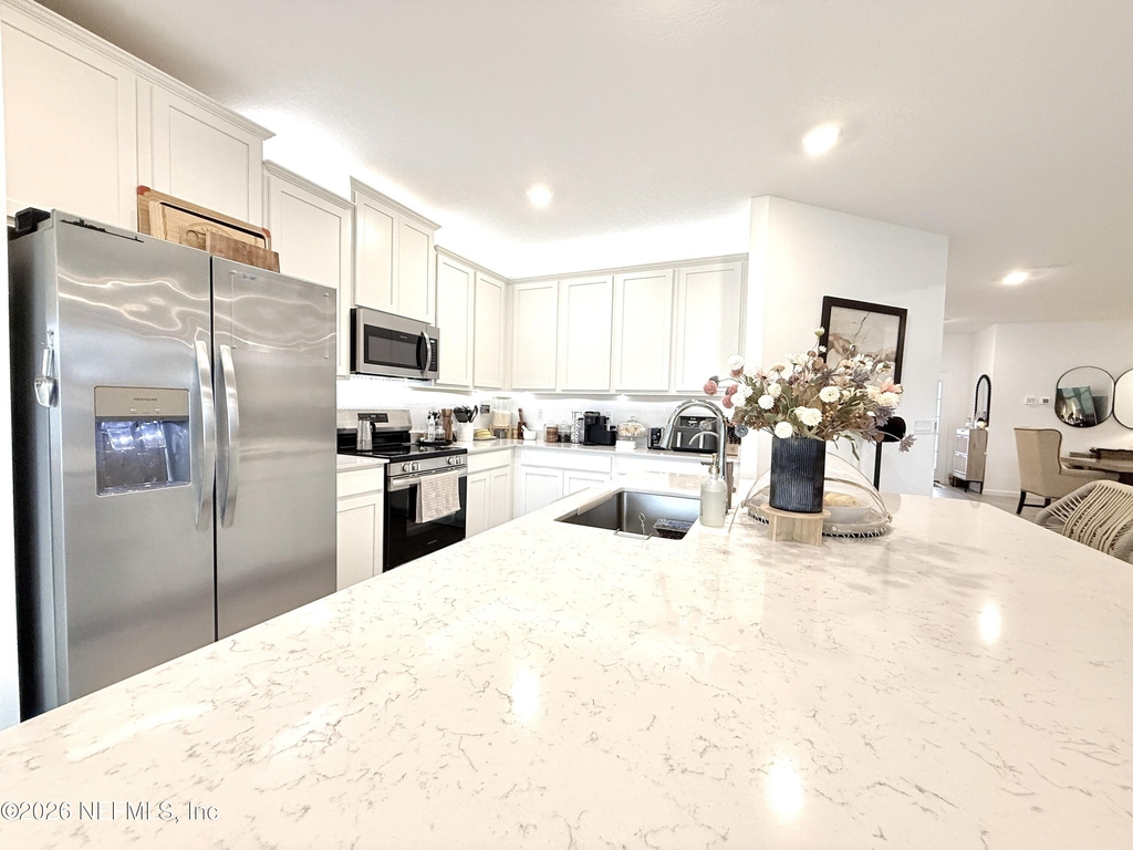 9797 Giada Drive - Photo 10