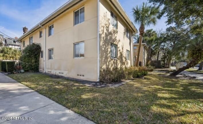 2159 Riverside Avenue - Photo 22