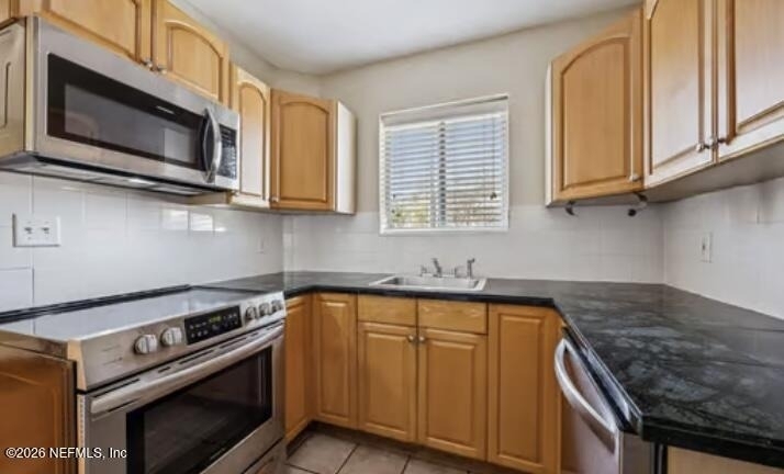 2159 Riverside Avenue - Photo 12