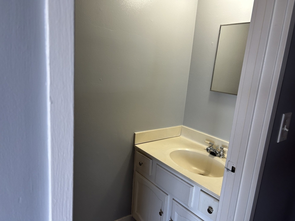 169 Gregory Street - Photo 20