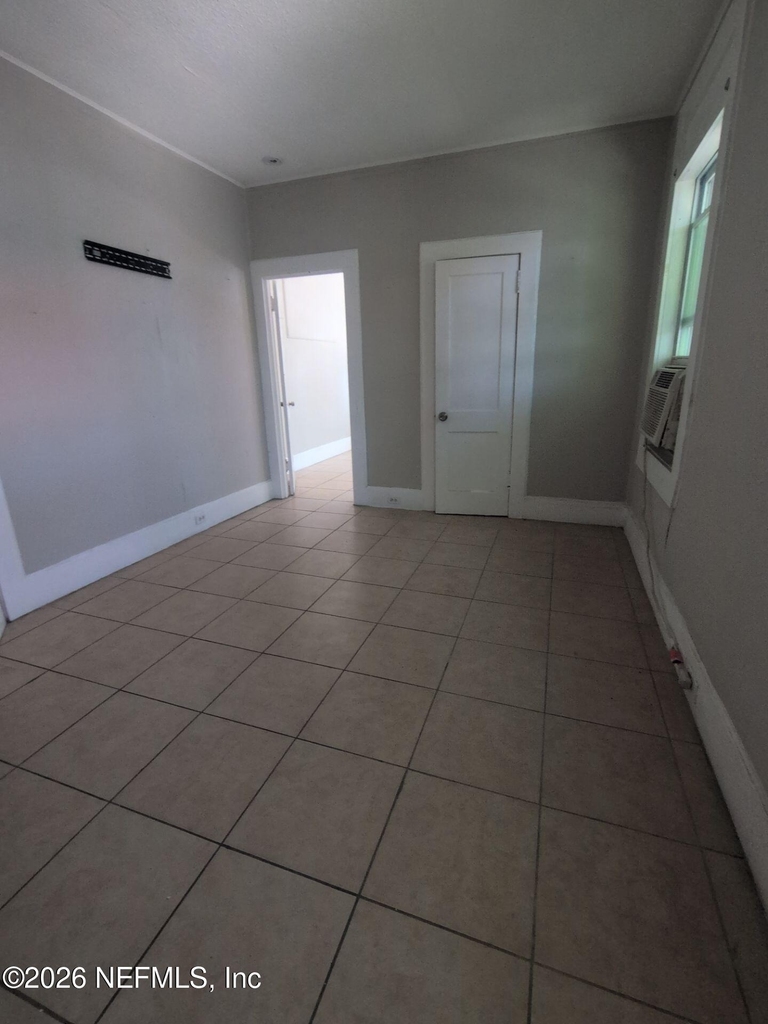 417 N Liberty Street - Photo 6